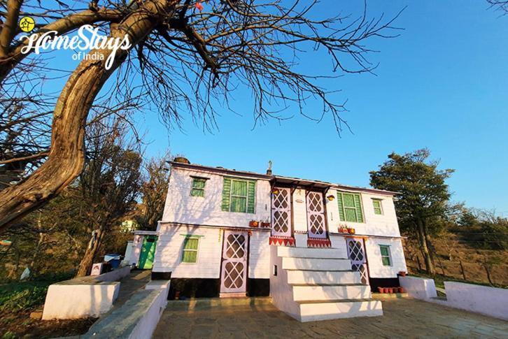 Homestay Village Farmstay- Babaji's Cave *