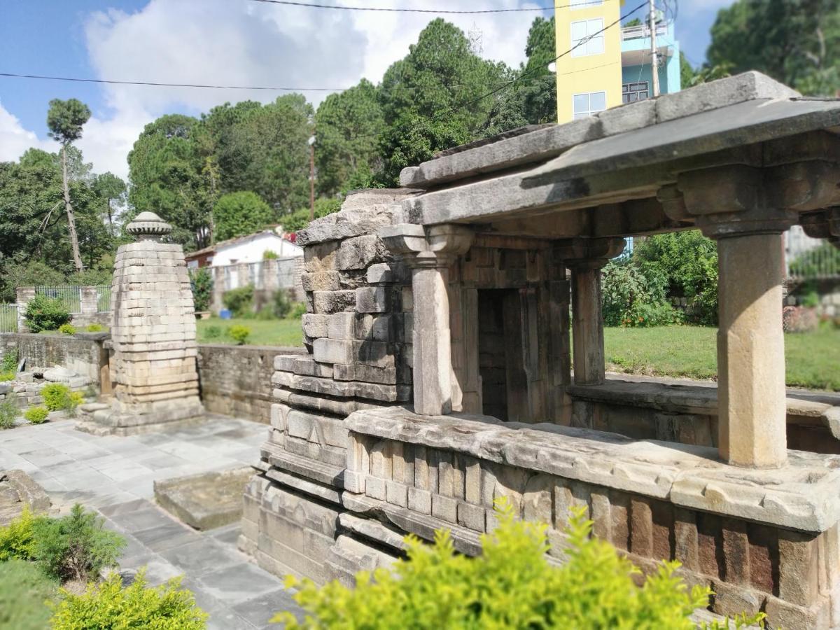 Homestay Village Farmstay- Babaji's Cave